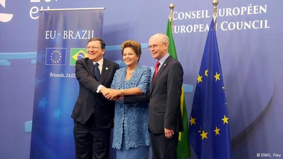 Roussef junto a los presidentes de la Comisión Europea y del Consejo Europeo, José Manuel Durao Barroso y Herman Van Rompuy.