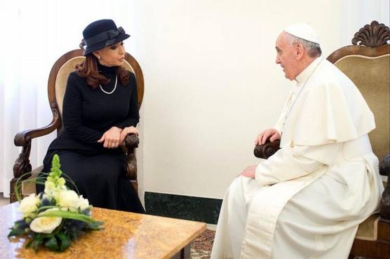 El Papa Francisco recibe en un almuerzo a Cristina