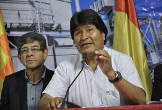 Morales anuncia inversión en petroquímica