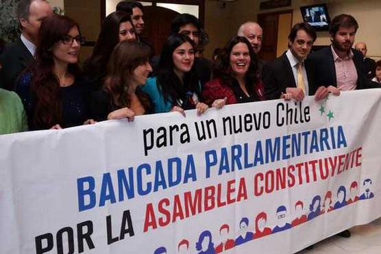 Diputados chilenos se unen por reforma constitucional