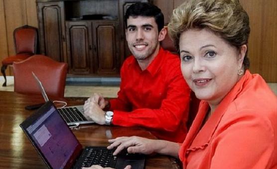 Dilma, en el momento que activó su cuenta en twitter