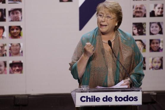 Bachelet insistirá con una reforma política en su país