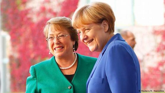 Angela Merkel y Michelle Bachelet en Berlín.
