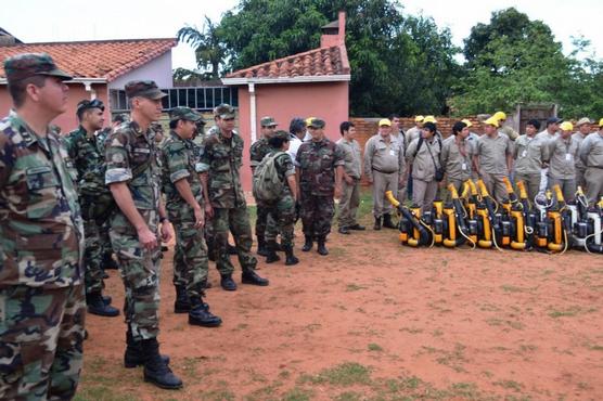 Militares acompañarán a fumigadores en los barrios de Asunción