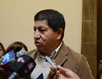 El ministro de Hidrocarburos boliviano Luis Alberto Sanchez
