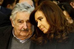 Mujica-Cristina