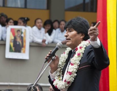 Morales durante la inauguración de cancha sintética, ayer en El Alto