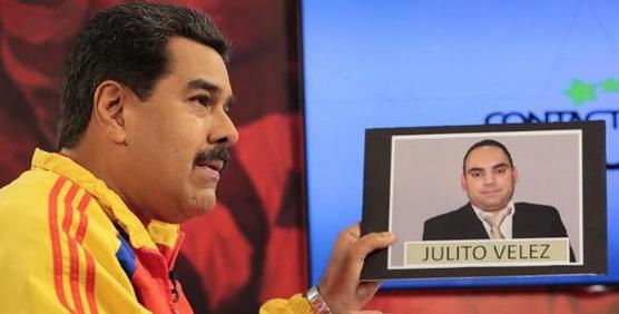 Maduro muestra la foto de Velez en Telesur