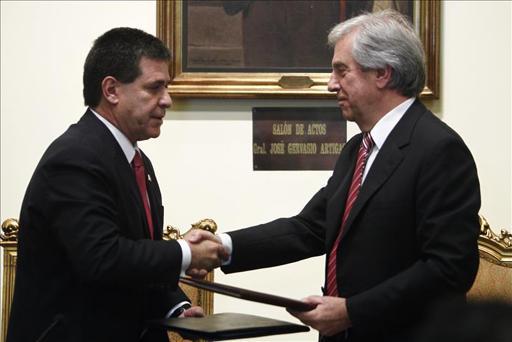 Cartes y Vazquez firmaron acuerdos estrategicos, ayer en Montevideo