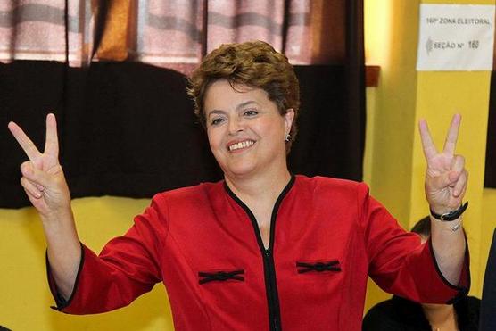 Rousseff soporta fuerte presión opositora