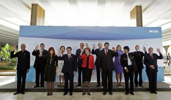 La foto de familia al término de la cumbre en Brasilia