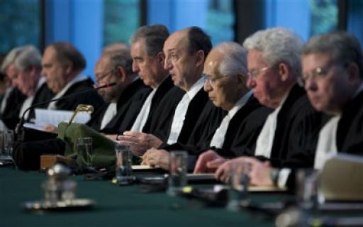 Integrantes del Tribunal de La Haya