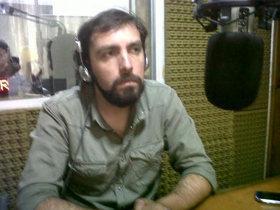 Hugo Adrian Fernandez como columnista de Rompiendo La Siesta