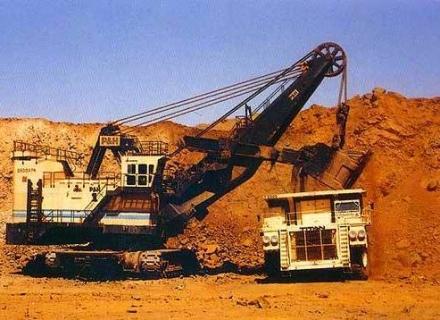 La mina fue abandonada hace años por una empresa hindú
