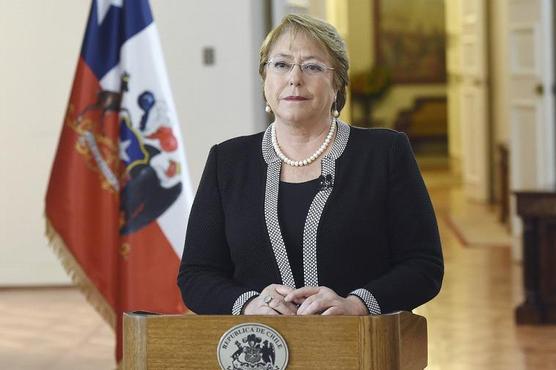 Bachelet anuncia la promulgación de la ley, ayer en Santiago