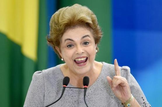 Dilma anuncia que resistirá 