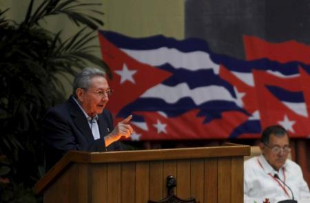Raúl Castro en el cierre de los comunistas cubanos