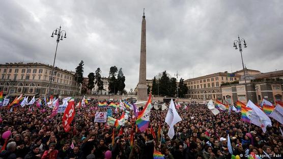 Agrupaciones homosexuales se movilizaron en Roma