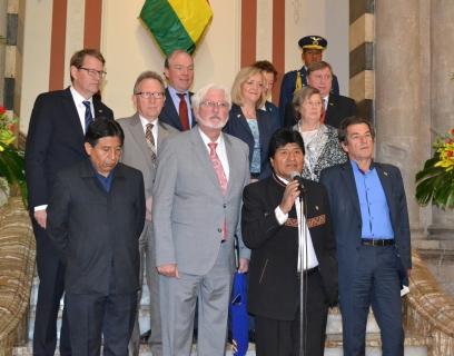 Morlaes y la delegación alemana, ayer en La Paz