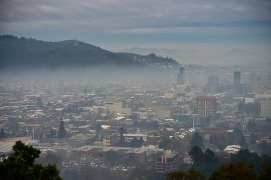 Vista de Temuco en el sur de Chile con peligrosa polución