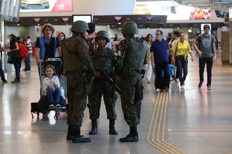 Aeropuerto carioca militarizado
