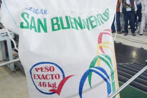 Una bolsa de azucar refinada boliviana