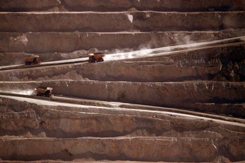 Minas de cobre a cielo abierto en Atacama