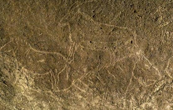 Un grabado rupestre en una cueva en la localidad vasca de Lekeitio 