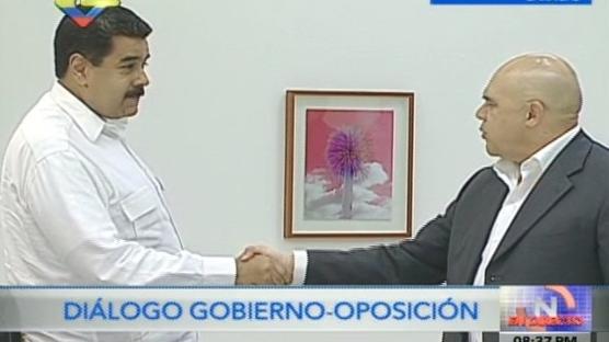 Maduro recibe a dirigentes opositores