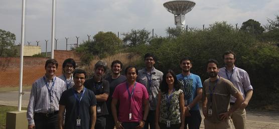 Alumnos de la Maestría en Desarrollos Informáticos de Aplicación Espacial en la Estación Espacial Teófilo Tabanera.