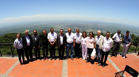 Manzur y los embajadores árabes, ayer en San Javier