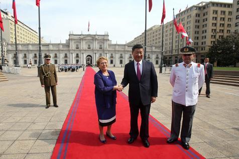 Bachelet y Xi Jinping en La Moneda, ayer