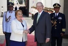 Bachelet y Kucynski, ayer en Santiago