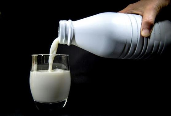 Un vaso de la nueva leche chilena