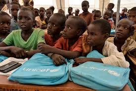 Niños nigerianos asistidos por Unicef