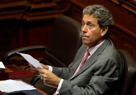El ministro de Economía de Perú, Alfredo Thorne