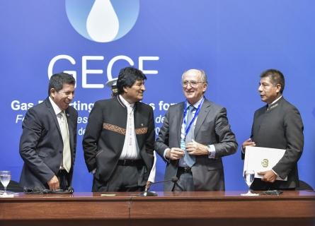 Morales con ejecutivos petroleros