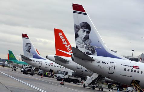 Aviones de Norwegian Air en un aeropuerto europeo (foto: Ansa)