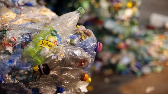 El objetivo del gobierno francés es estimular el reciclaje