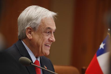 Piñera consigue asociarse con radicales y democristianos