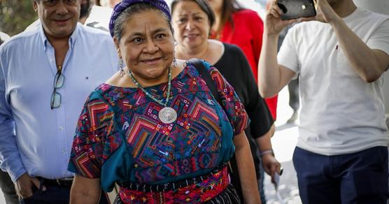 Rigoberta Menchú, llegó para conocer testimonios de la represión a la protesta chilena