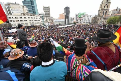 Bolivia se moviliza contra los golpistas