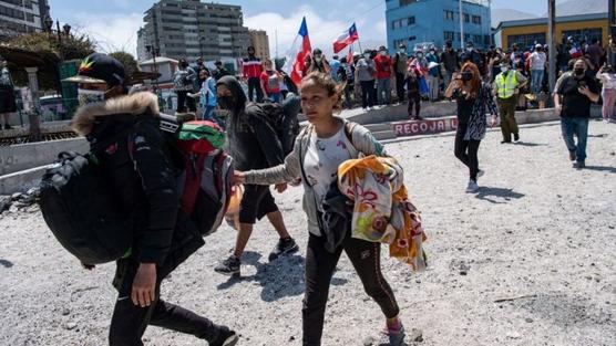 Venezolanos angustiados esperan una solución